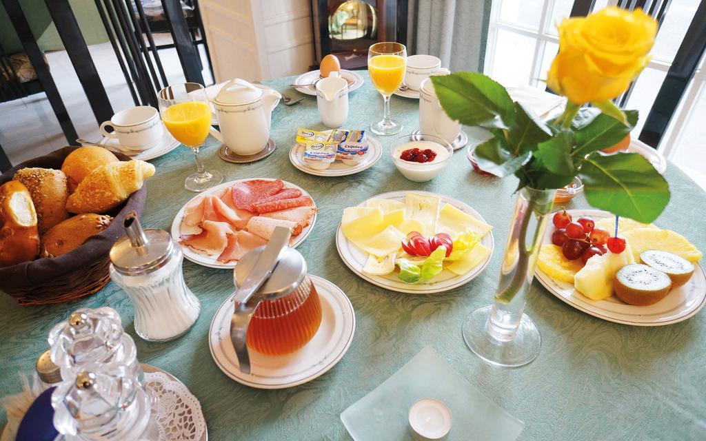 Hotel Sacher-Stoiber Bad Fussing Bagian luar foto