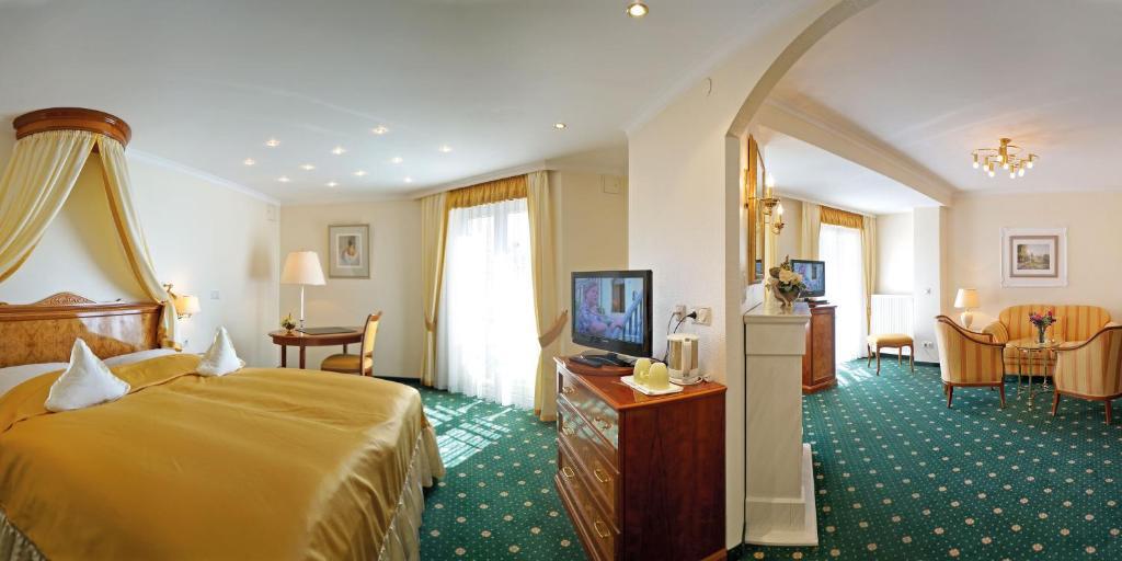 Hotel Sacher-Stoiber Bad Fussing Ruang foto