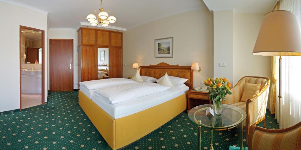 Hotel Sacher-Stoiber Bad Fussing Ruang foto