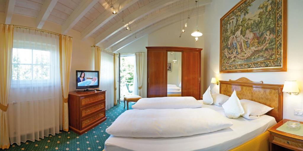 Hotel Sacher-Stoiber Bad Fussing Ruang foto