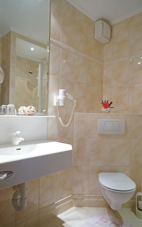 Hotel Sacher-Stoiber Bad Fussing Ruang foto